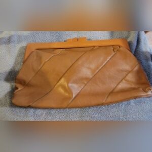 Vintage Brown Leather Clutch Purse. Excellent Cared for Condition.